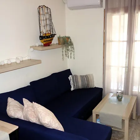 アパート Chrysi's ハニオティス