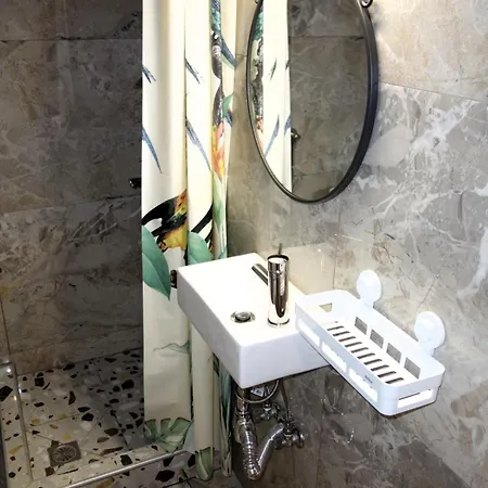 Chrysi's * ハニオティス