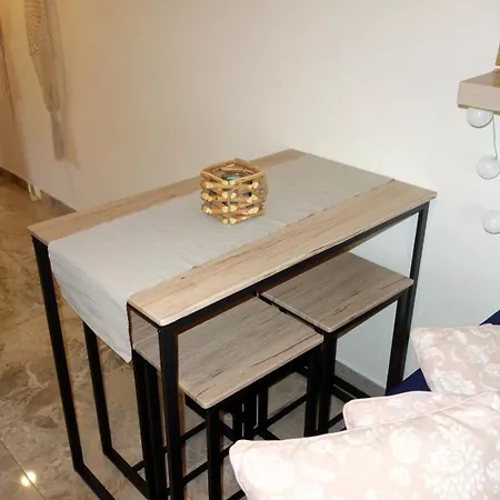 아파트 Chrysi's 하니오티